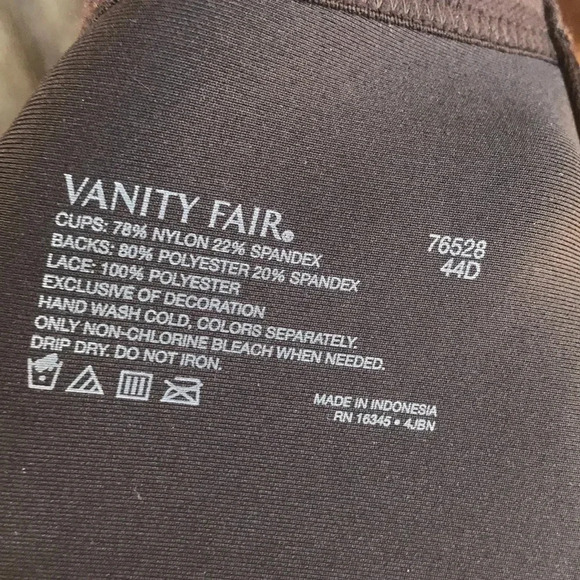 Vanity Fair Radiant Black Underwire Smoothing Bra - Picture 7 of 7